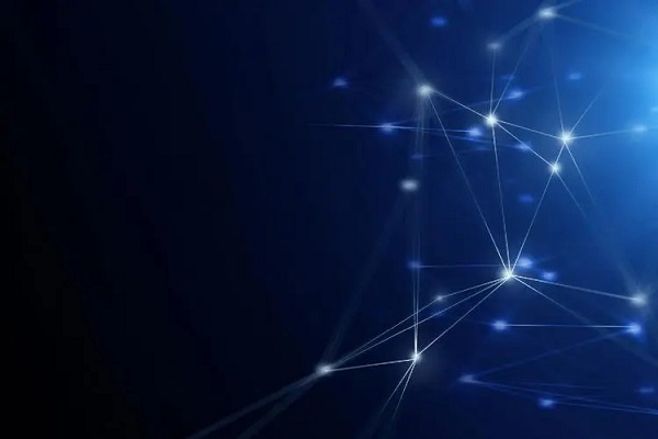 如何评价人体传感器在智能化系统中的作用？