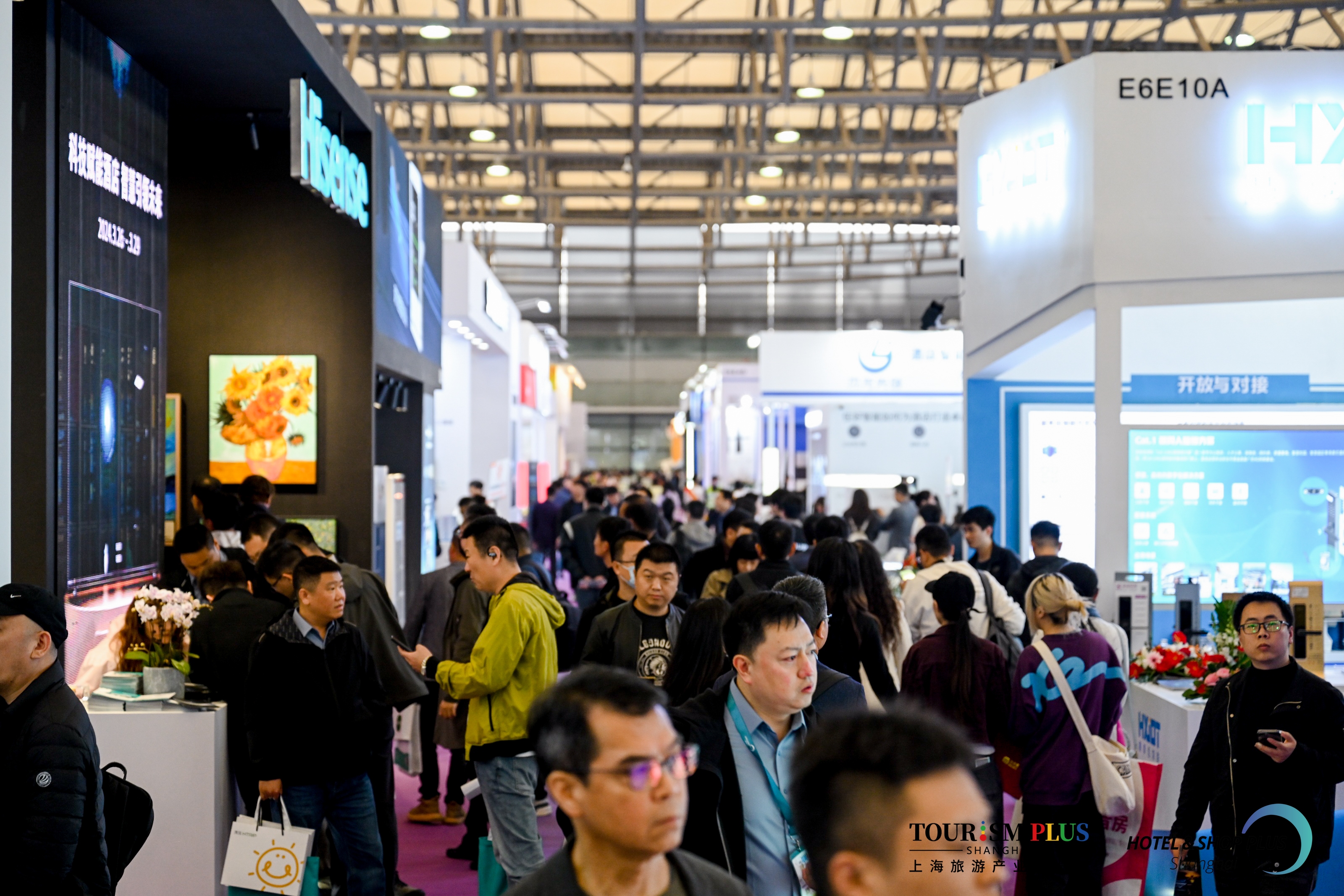 2024上海国际酒店工程设计与用品博览会完满落幕,迈睿科技助力酒店智控场景多元化!(图1) 13-240911163102M3.JPG